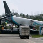 Miami : un avion-cargo opérant pour Amazon sort de piste et fait au moins cinq morts