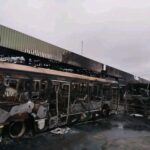Côte d’Ivoire : 40 bus de la SOTRA calcinés dans un incendie à Koumassi